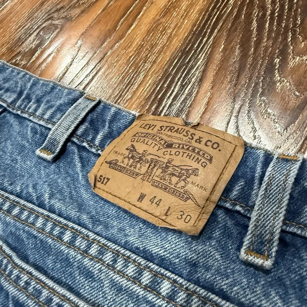 Vintage Levi's 517 Orange Tab Boot Cut Blue Jeans Mens Size 44X30 (40X24 Actual)